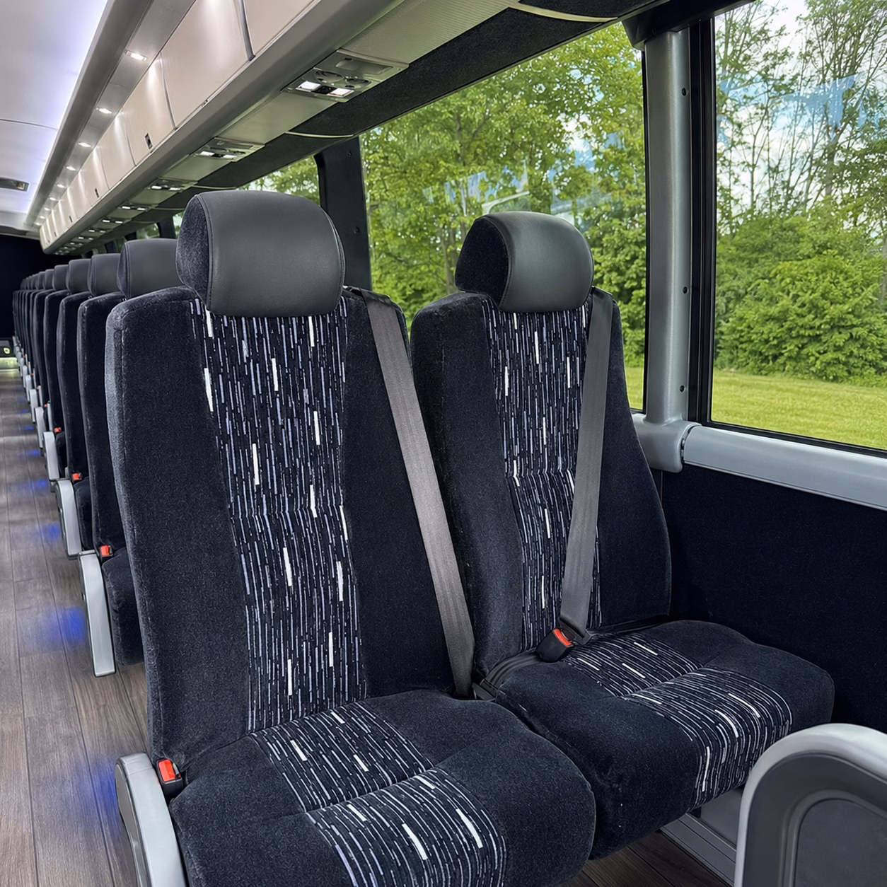 cambridge employee charter bus rentals in cambridge