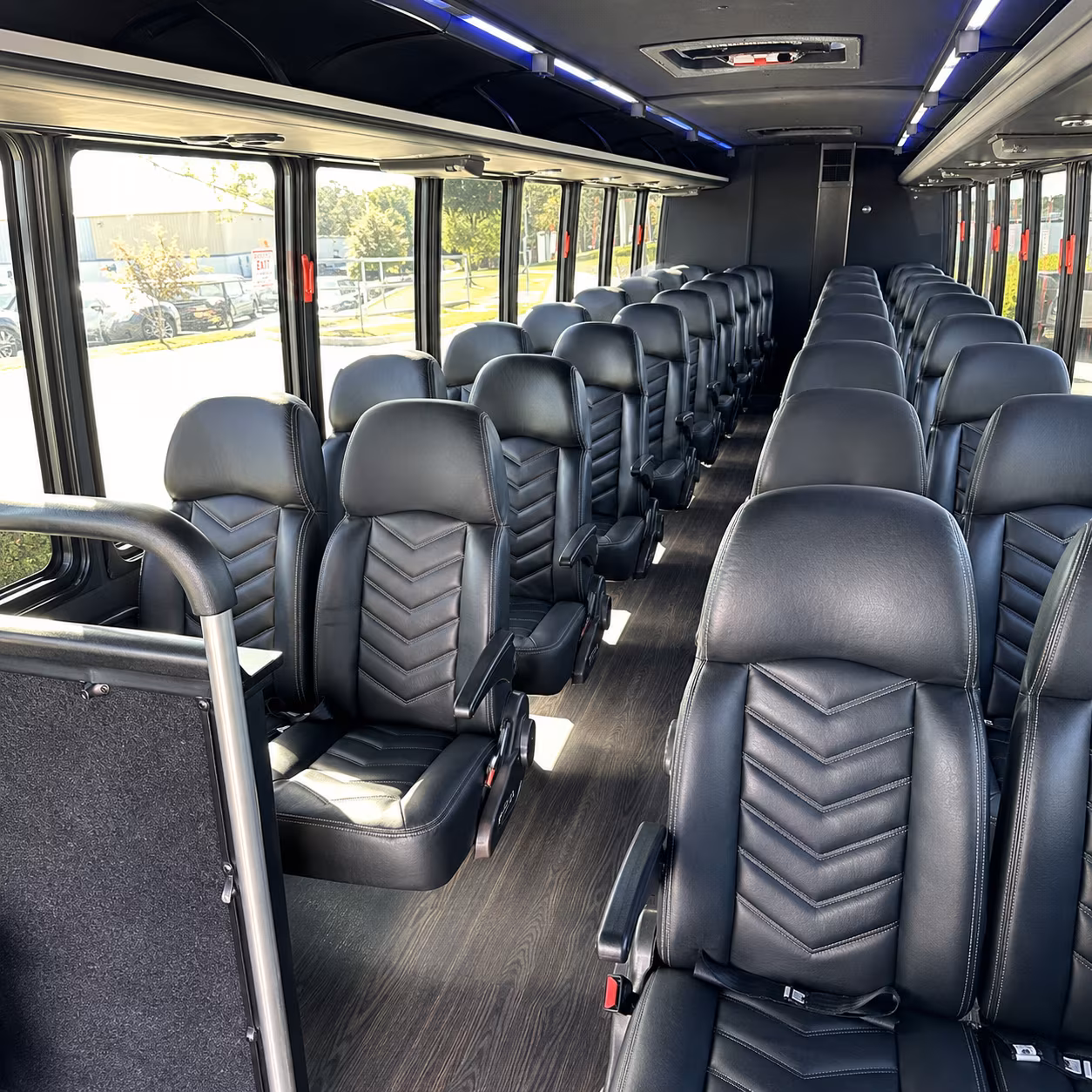 cambridge seamless shuttle service for cambridge weddings
