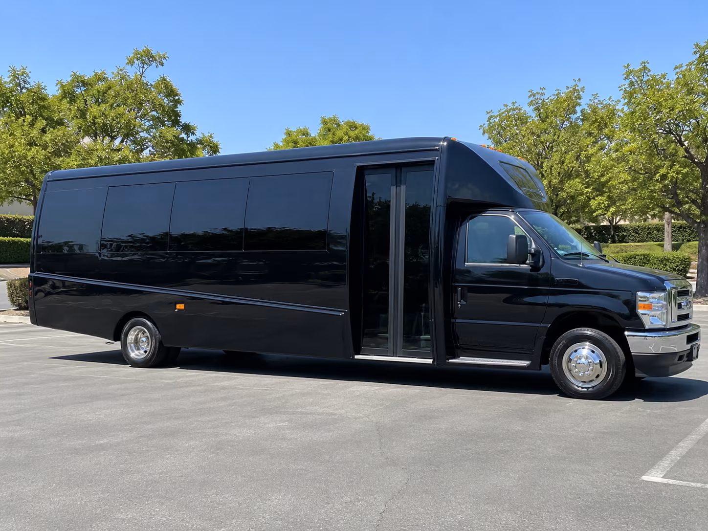 new bedford arrange transportation for your new bedford wedding