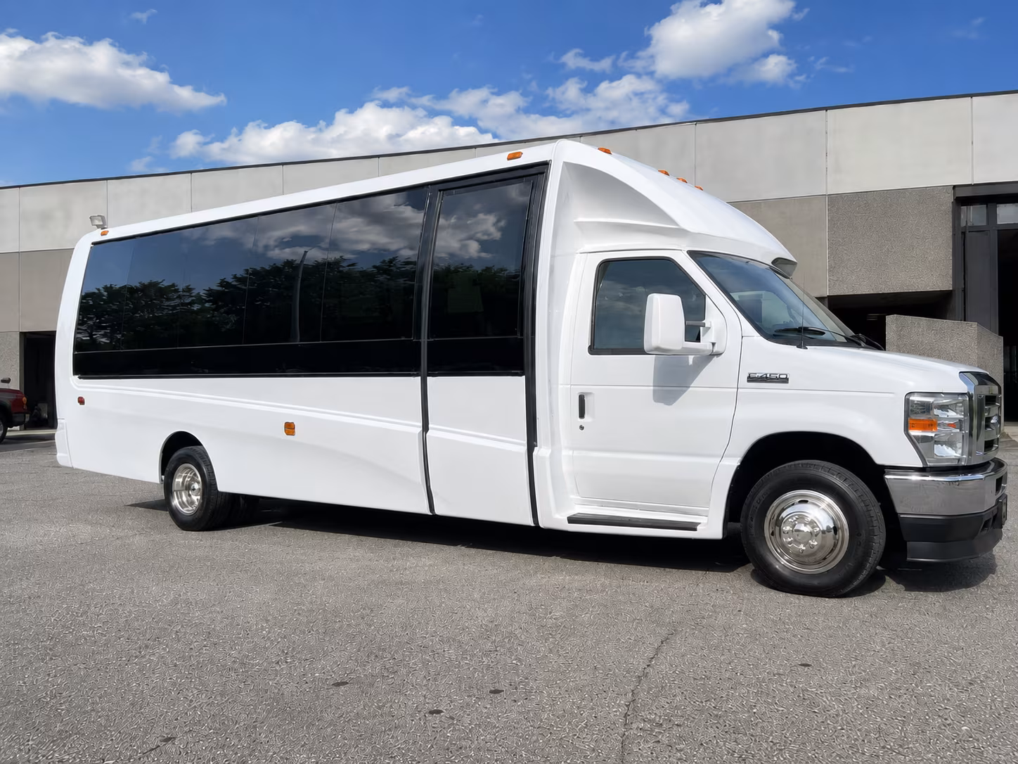 warwick easy airport shuttle bus rentals in warwick