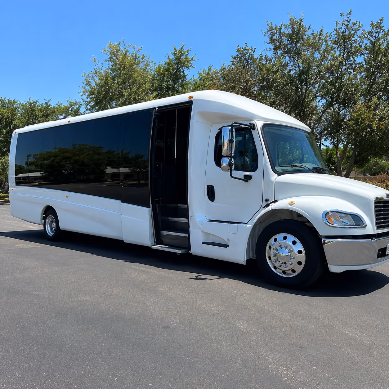 warwick wine tour charter bus rentals